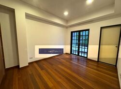Sturdee Road (D8), Terrace #504135011